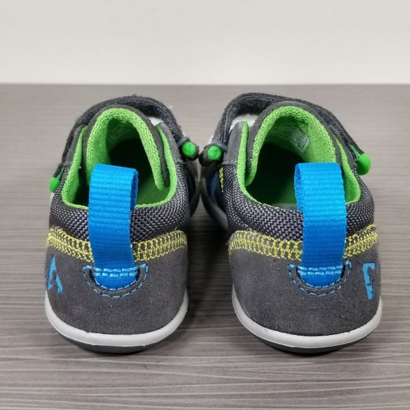 Plae Ty Shoe in Navy/Steel, Gray Suede, Toddlers Size 6 US / 22 - Picture 4 of 7